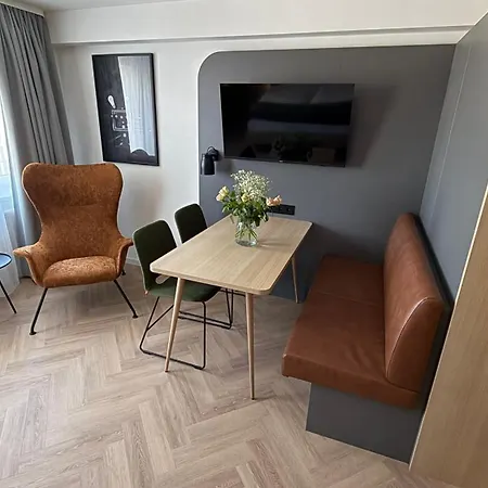 Cinema Europaplatz - Brand New Boutique 2025 - 2*