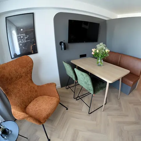 Cinema Europaplatz - Brand New Boutique 2025 - كارلسروه