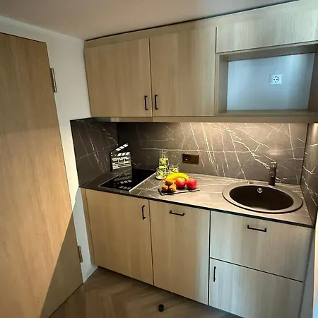 Cinema Europaplatz - Brand New Boutique 2025 - فندق كارلسروه