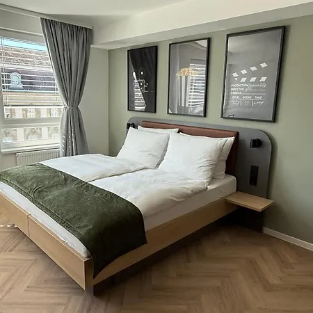 Cinema Europaplatz - Brand New Boutique 2025 - 2*