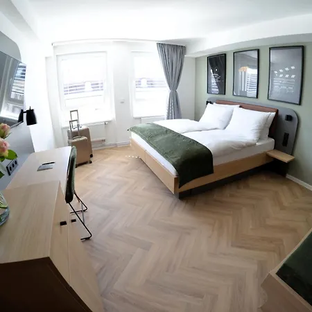 Cinema Europaplatz - Brand New Boutique 2025 -