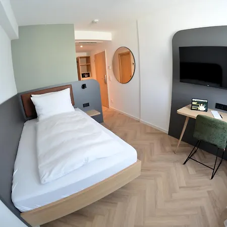 Cinema City Hotel Europaplatz Karlsruhe - Brand New Boutique Hotel 2025 - Hotel 2*