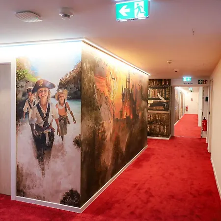 ホテル Cinema Europaplatz - Brand New Boutique 2025 - 2*