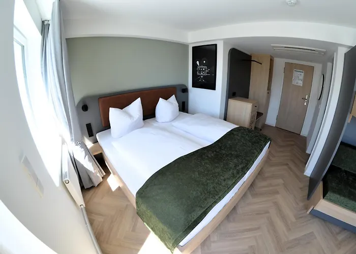 Cinema Europaplatz - Brand New Boutique 2025 - Hotel Karlsruhe