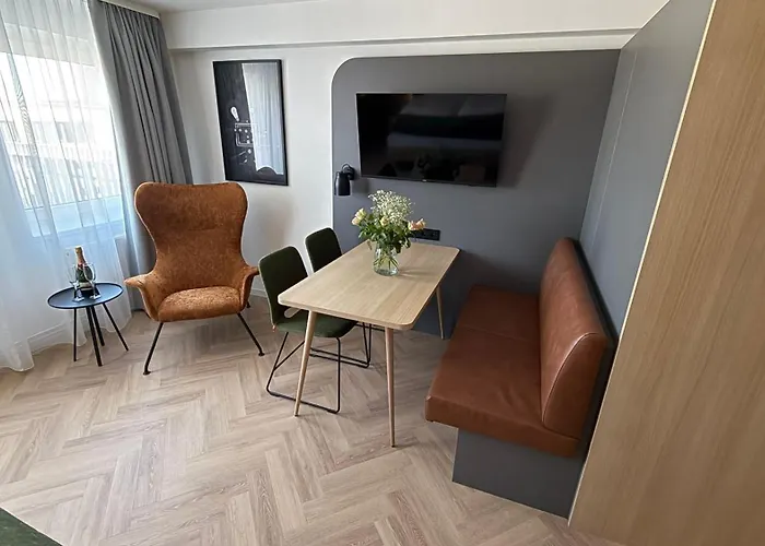 Cinema Europaplatz - Brand New Boutique 2025 - 2*