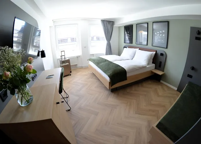 Cinema Europaplatz - Brand New Boutique 2025 -