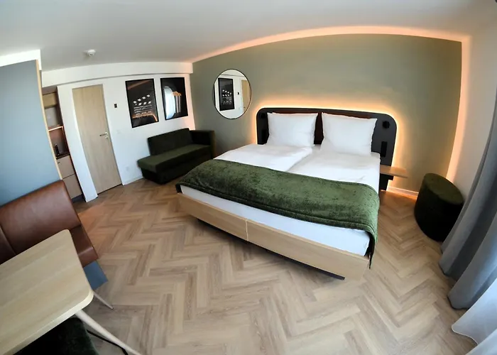 Cinema Europaplatz - Brand New Boutique 2025 - Hotel